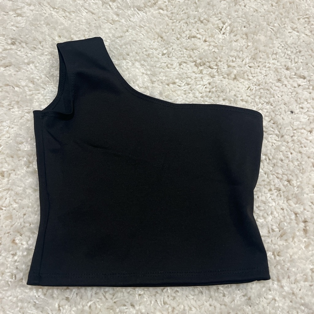 Black One Shoulder Crop Top